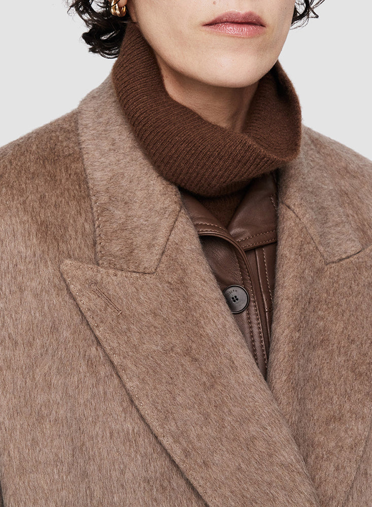 LILAS YAK OUTERWEAR OAK