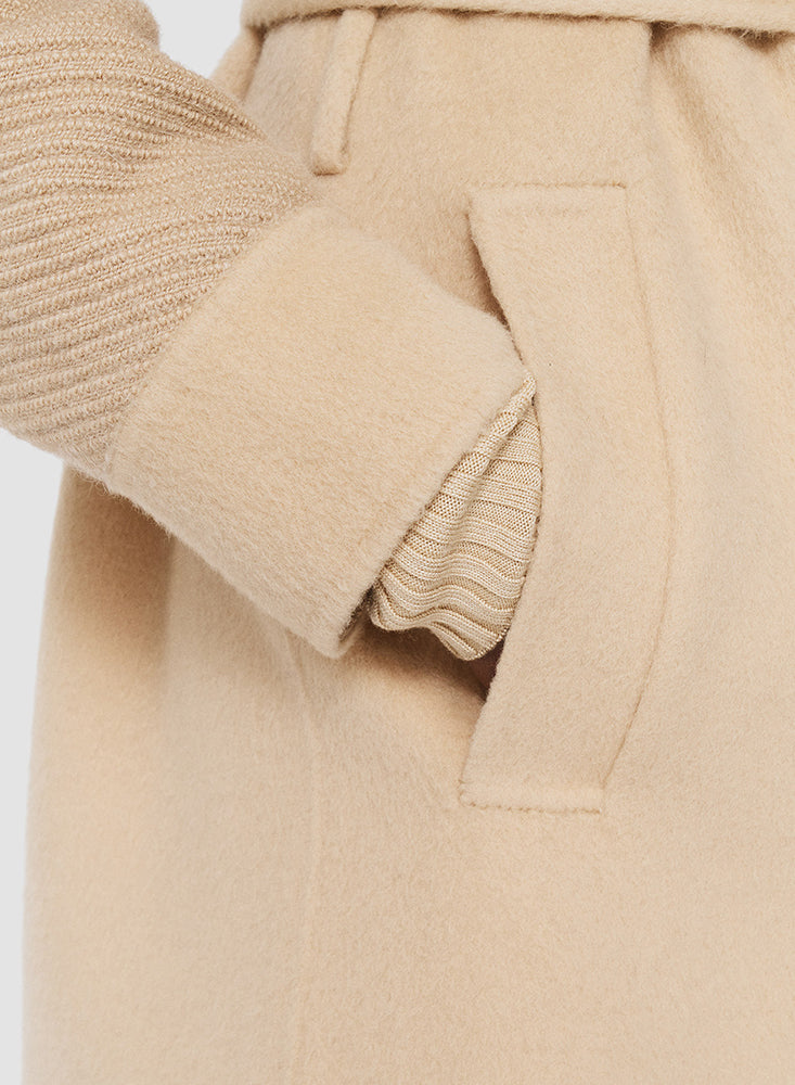 THOMAS YAK COAT CHAMPAGNE
