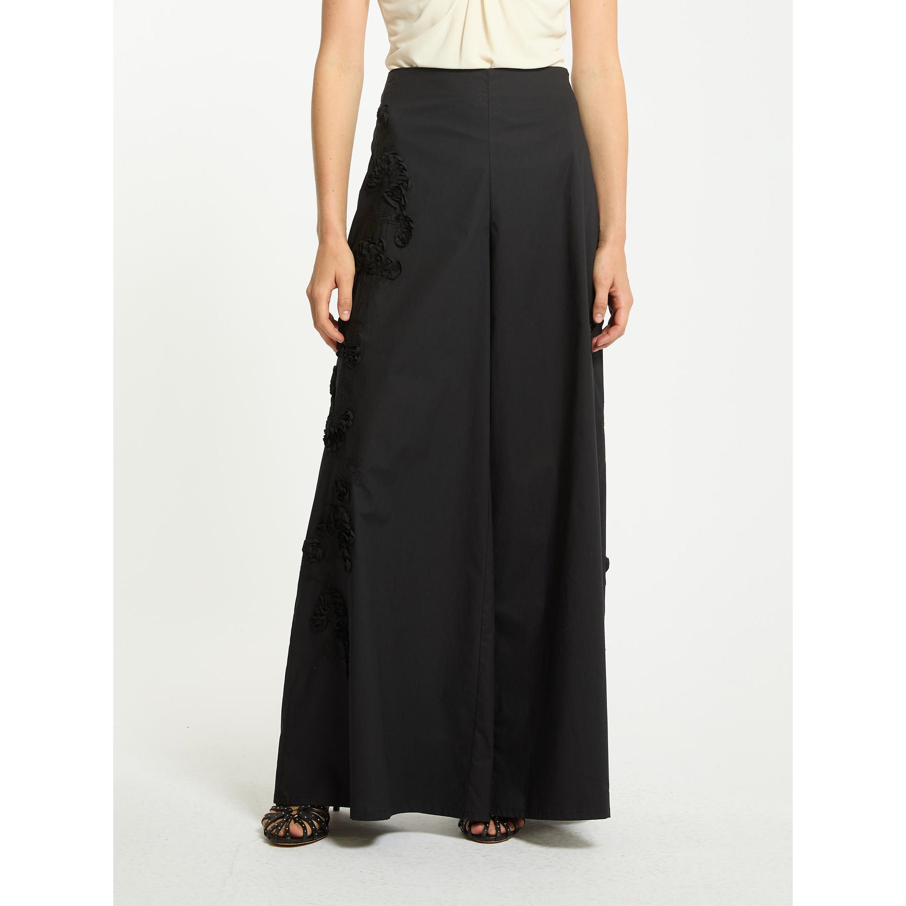 resolved:gid://shopify/Product/10403227828546