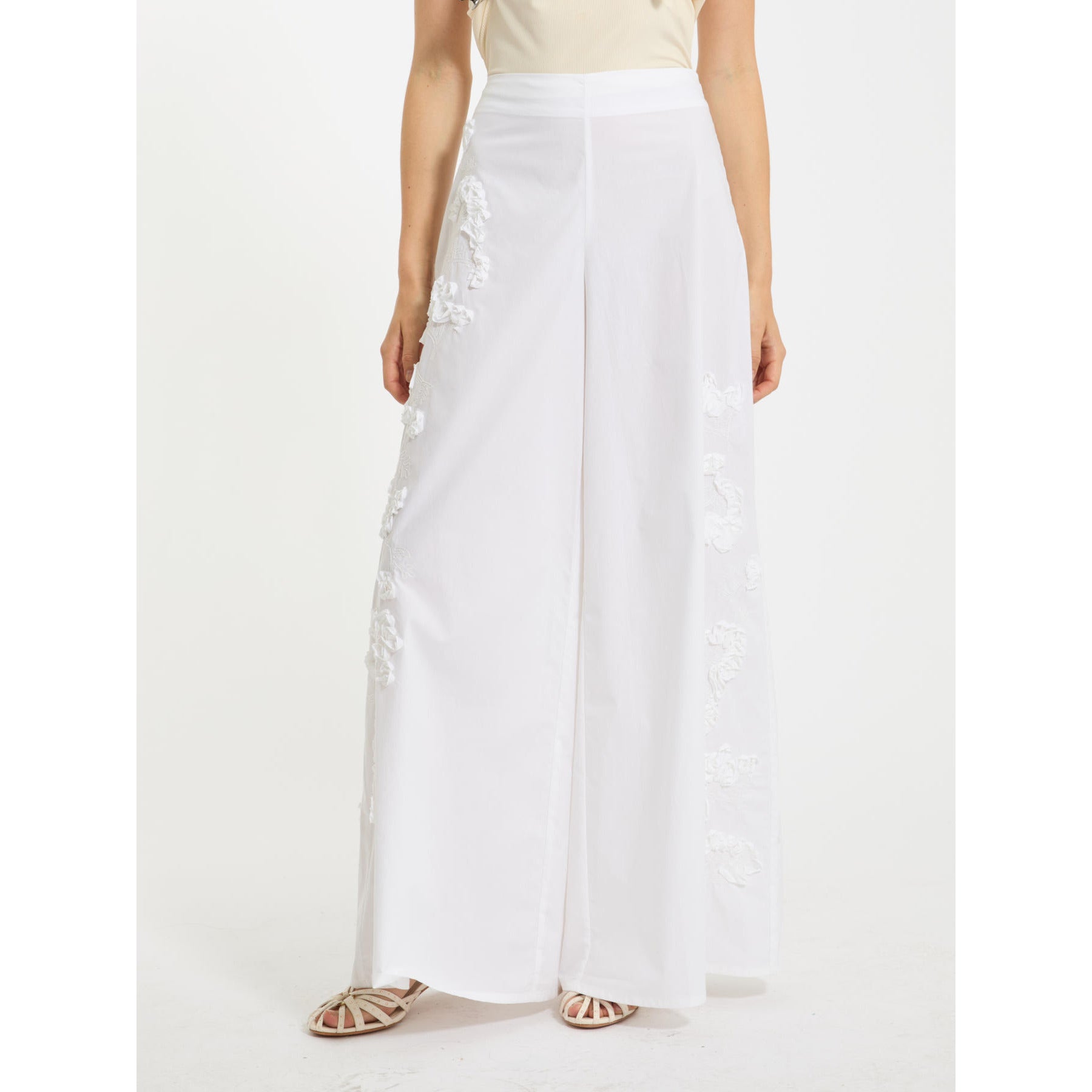 resolved:gid://shopify/Product/10403227828546