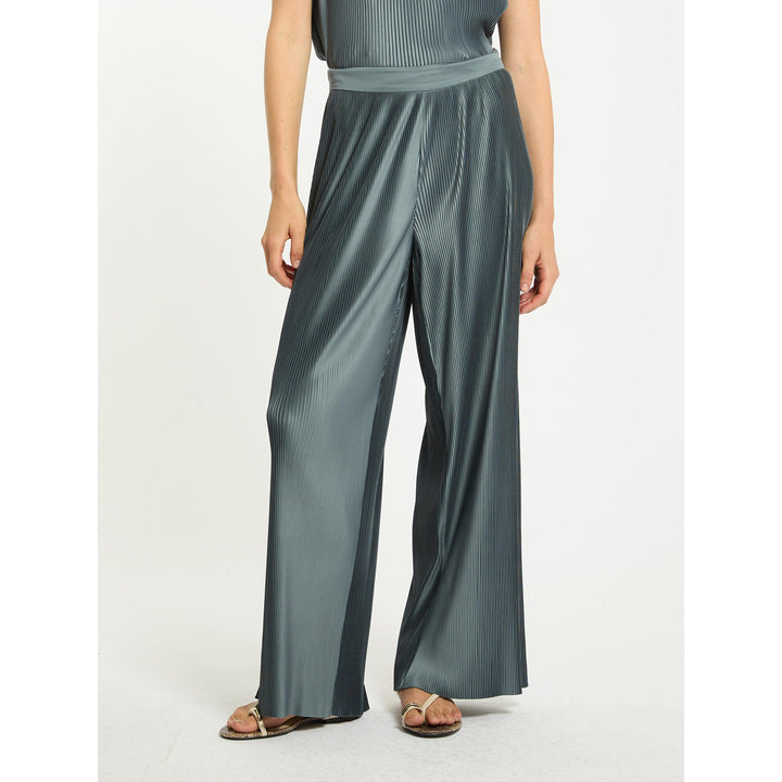 resolved:gid://shopify/Product/10403229892930