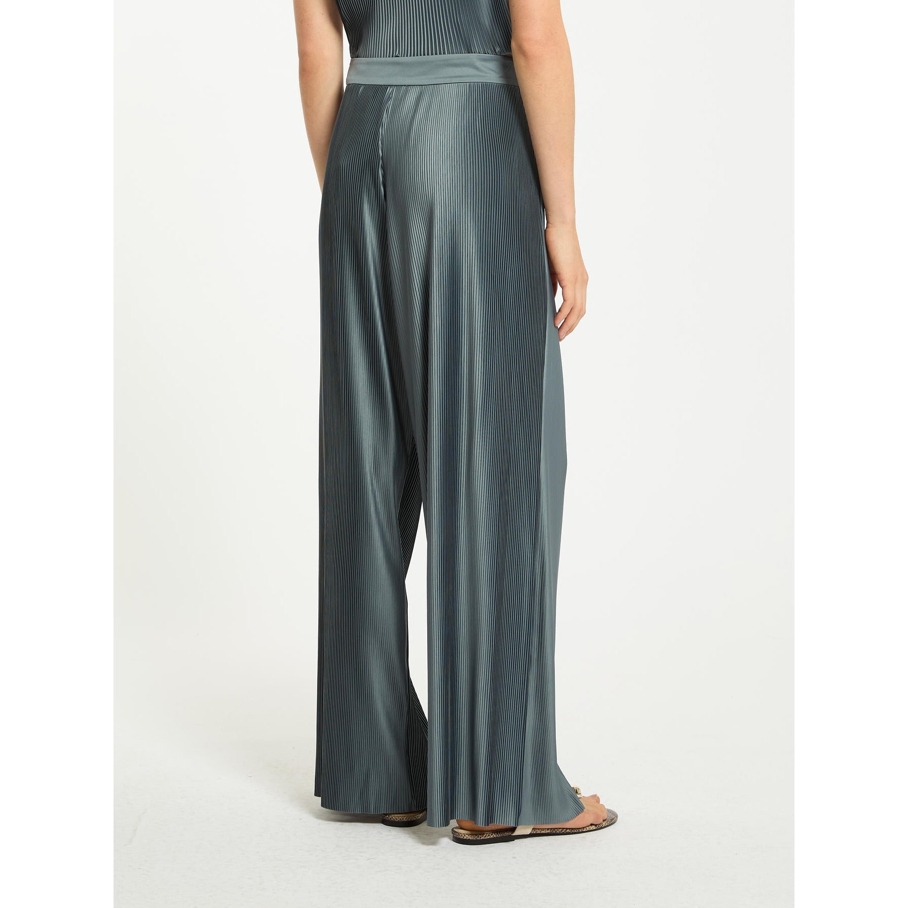 resolved:gid://shopify/Product/10403229892930