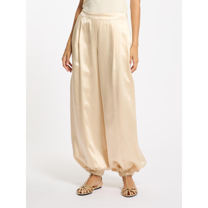 resolved:gid://shopify/Product/10403232874818