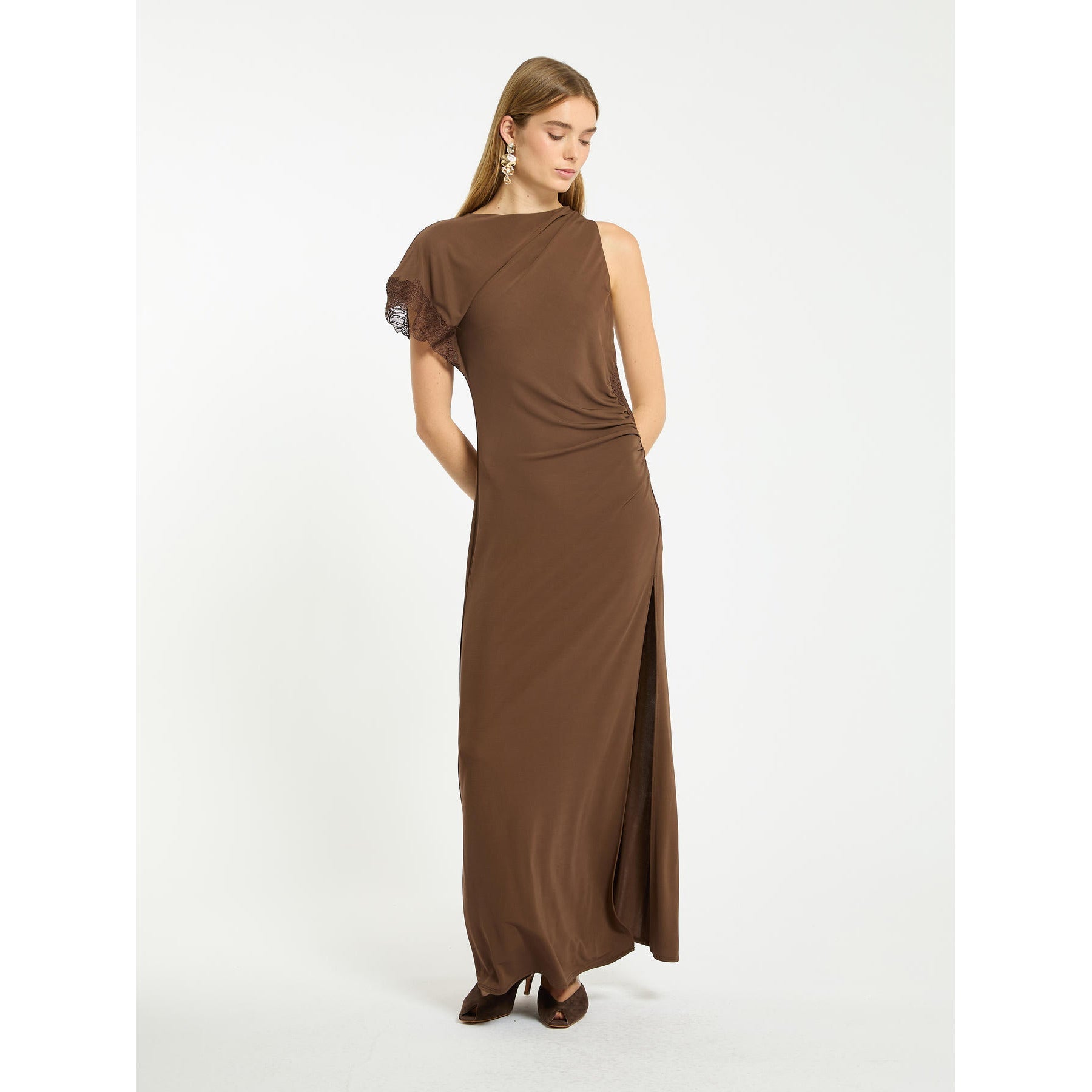 resolved:gid://shopify/Product/10403233431874