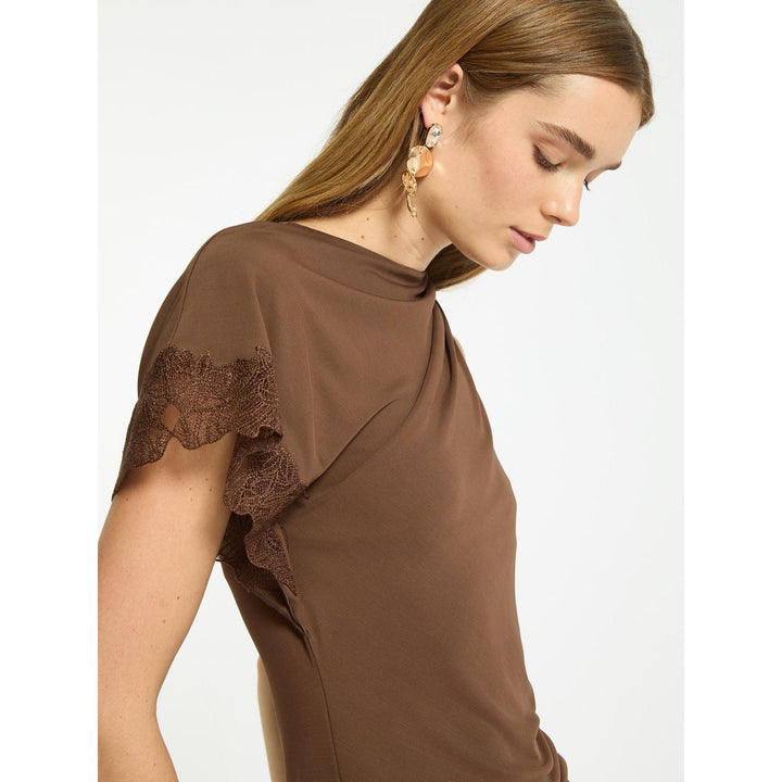 resolved:gid://shopify/Product/10403233431874