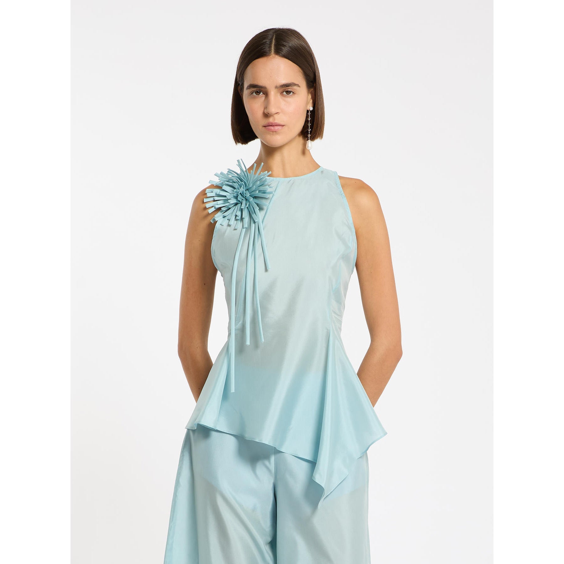resolved:gid://shopify/Product/10403233497410