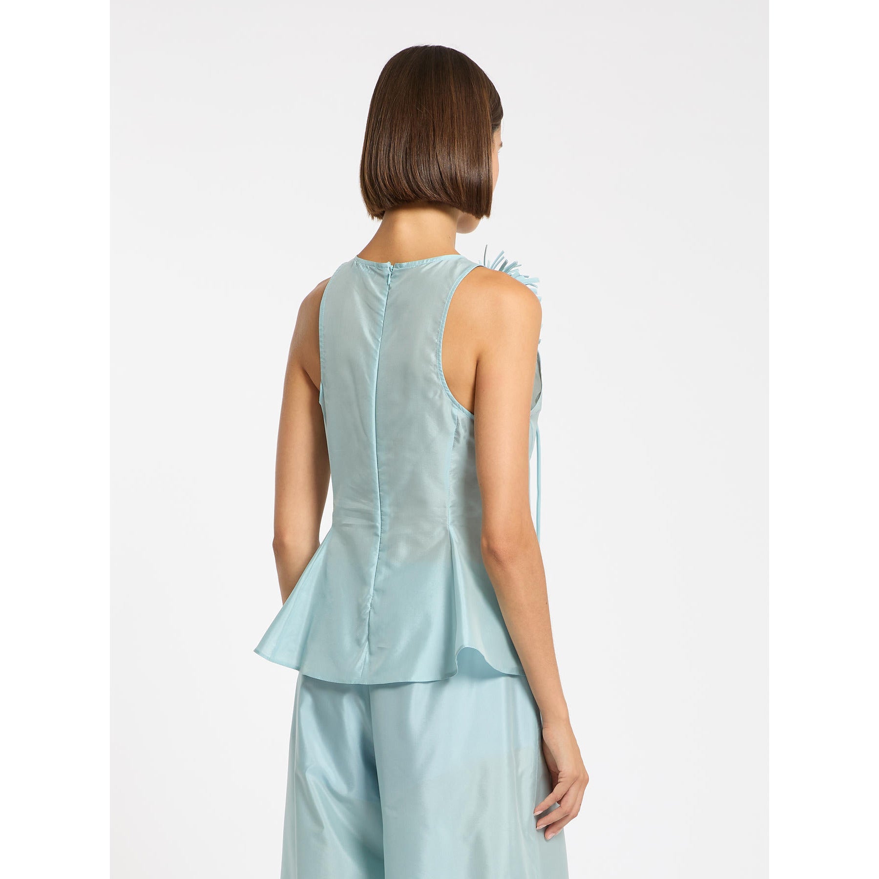 resolved:gid://shopify/Product/10403233497410