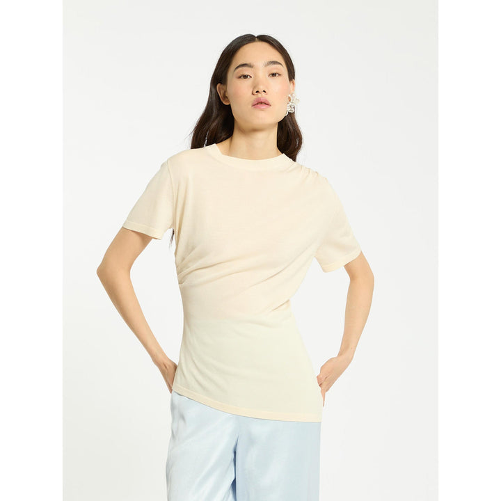 resolved:gid://shopify/Product/10403234087234