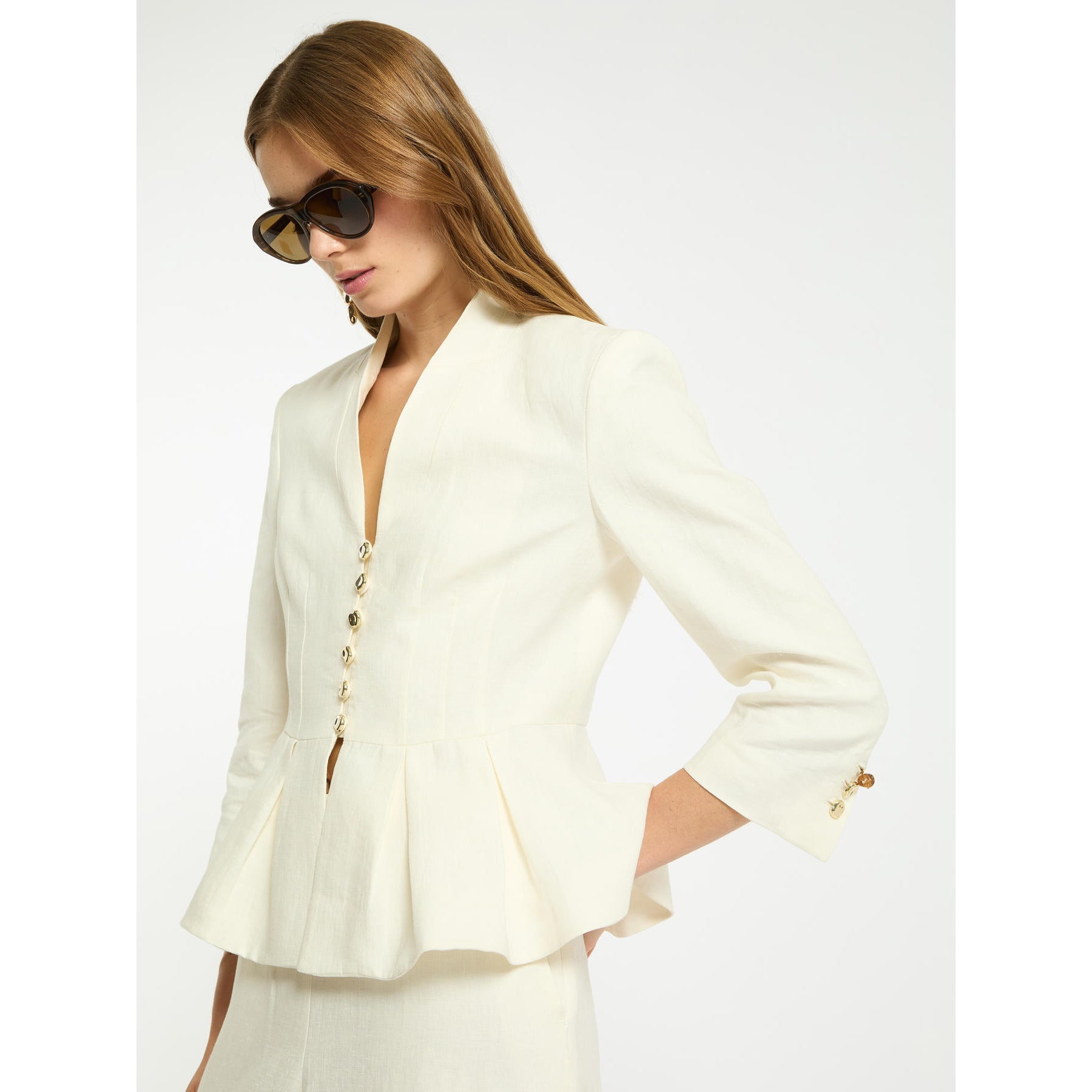 resolved:gid://shopify/Product/10403234775362