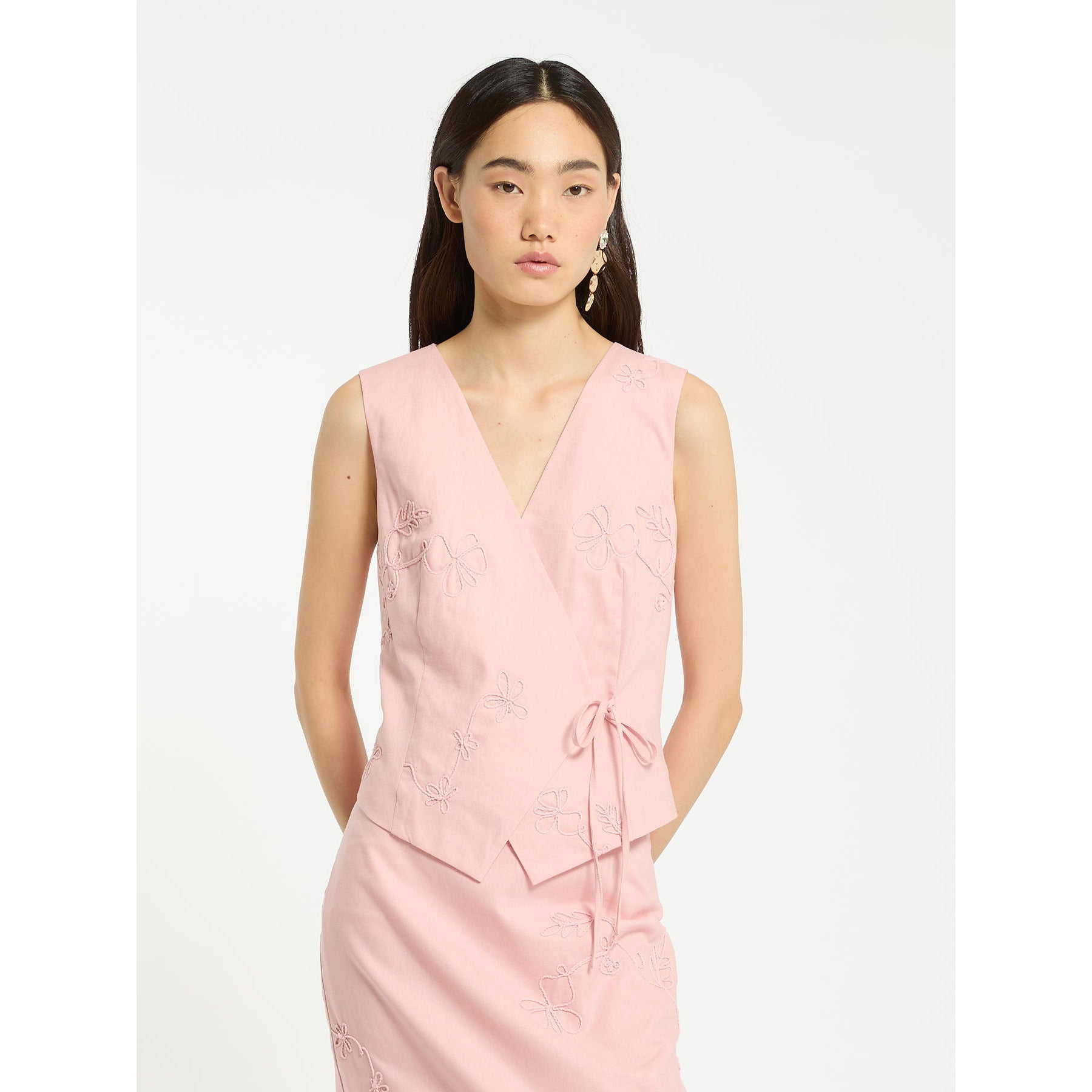 resolved:gid://shopify/Product/10403234873666