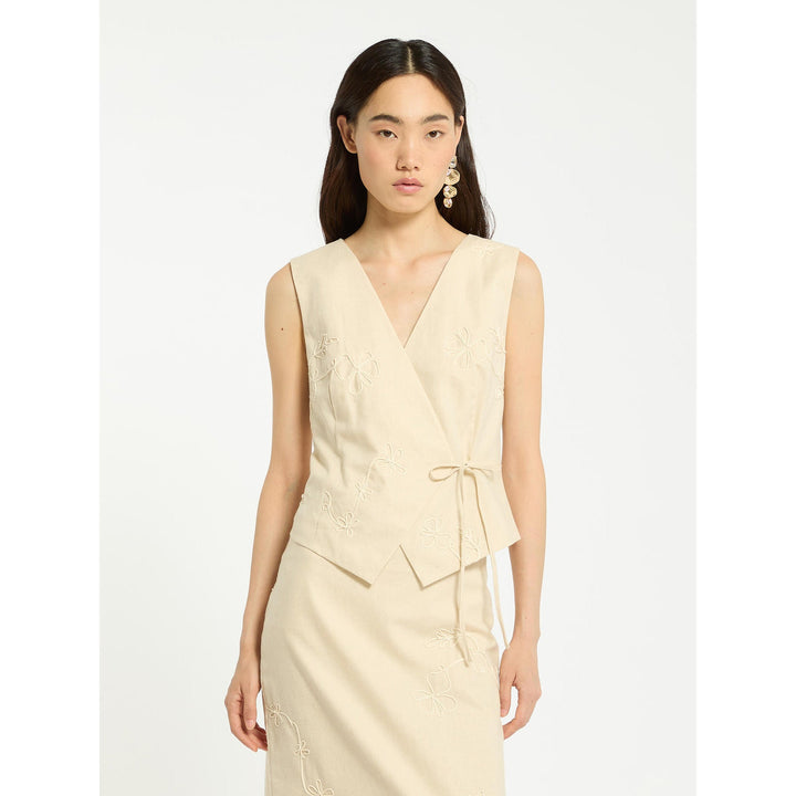 resolved:gid://shopify/Product/10403234873666