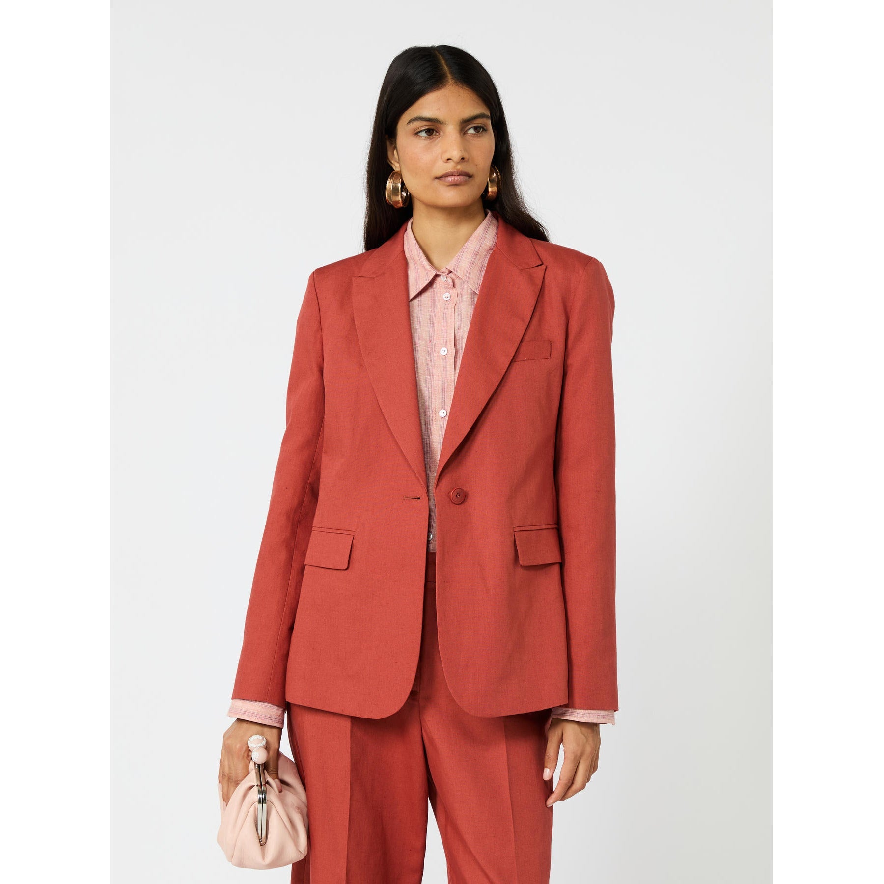 resolved:gid://shopify/Product/10416975642946