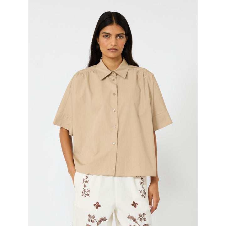 resolved:gid://shopify/Product/10416977215810
