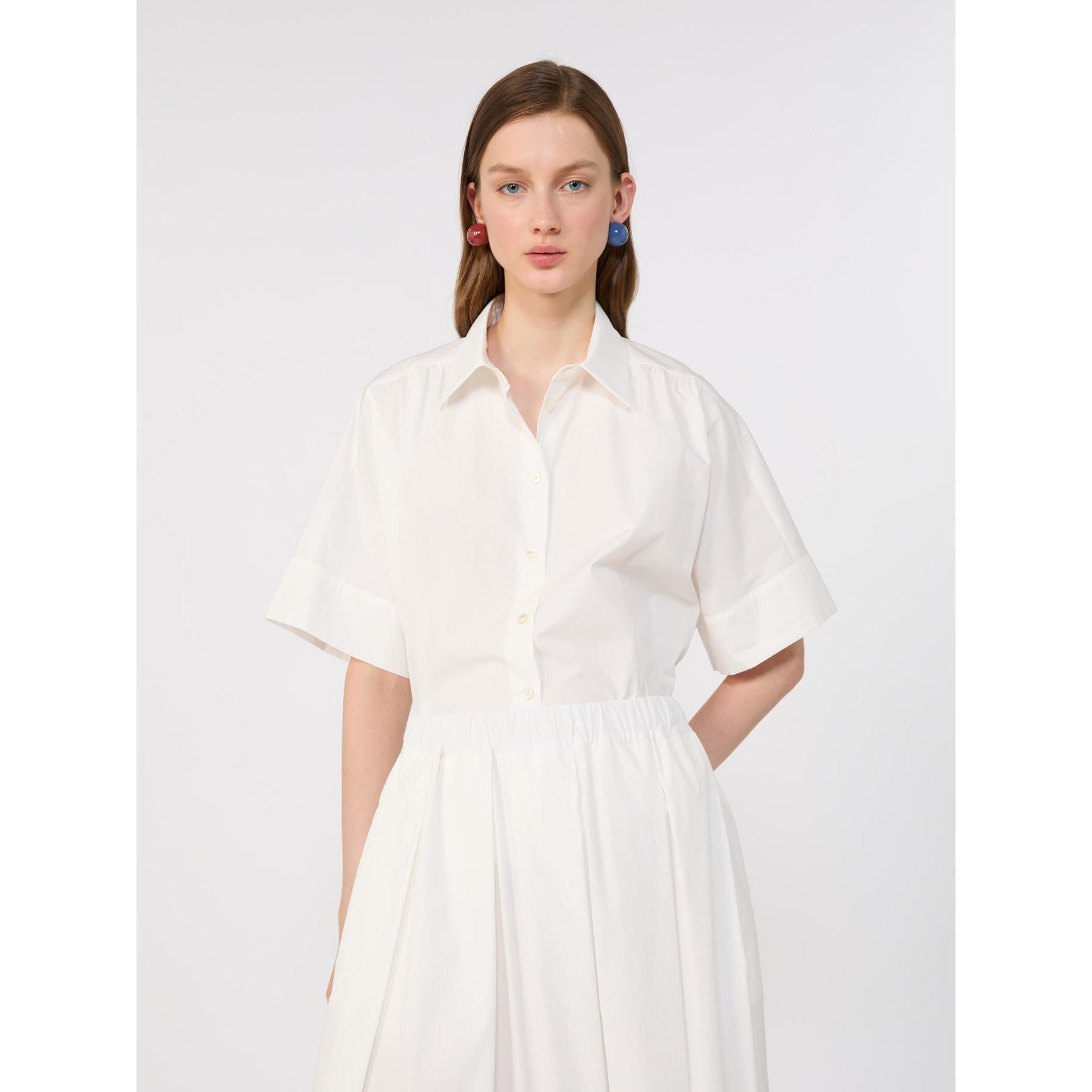 resolved:gid://shopify/Product/10416977215810