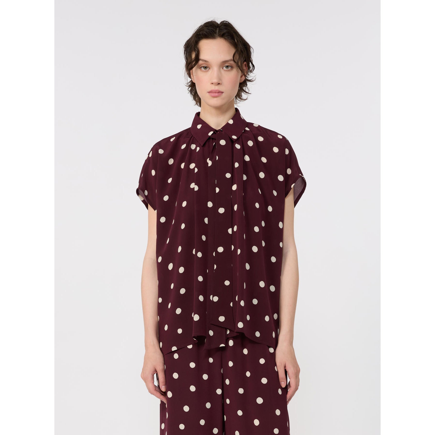 resolved:gid://shopify/Product/10416977412418