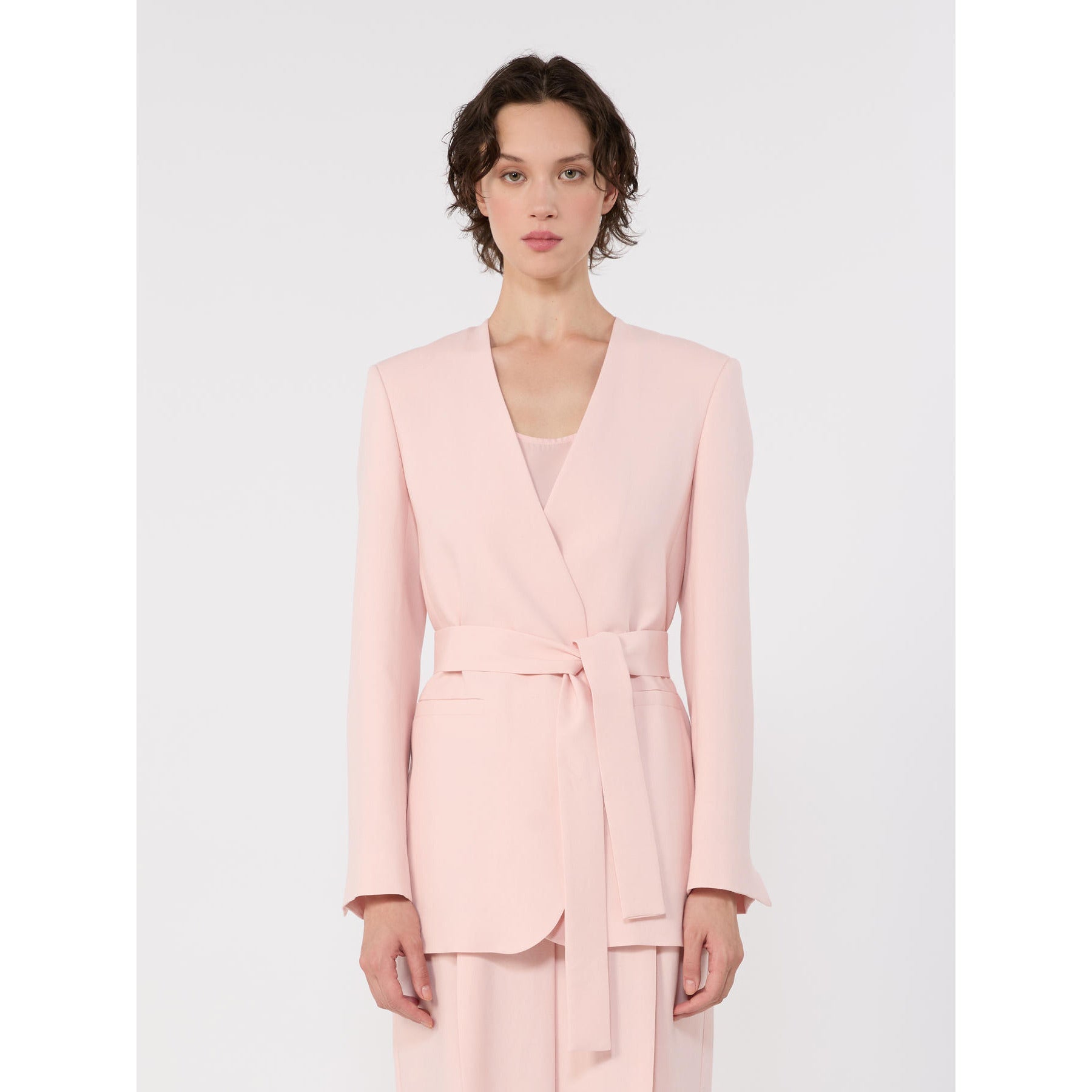 resolved:gid://shopify/Product/10416975708482