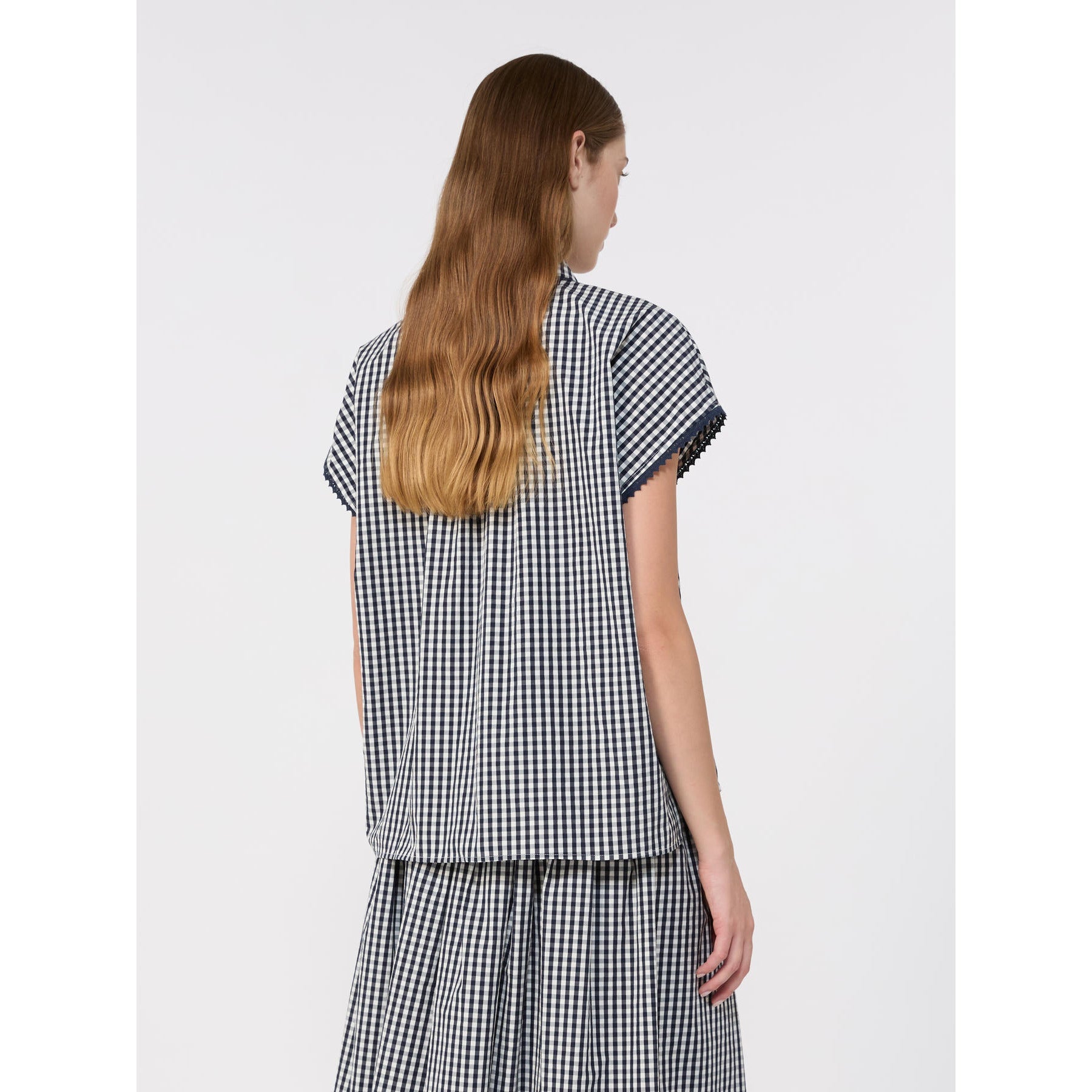 resolved:gid://shopify/Product/10416977084738