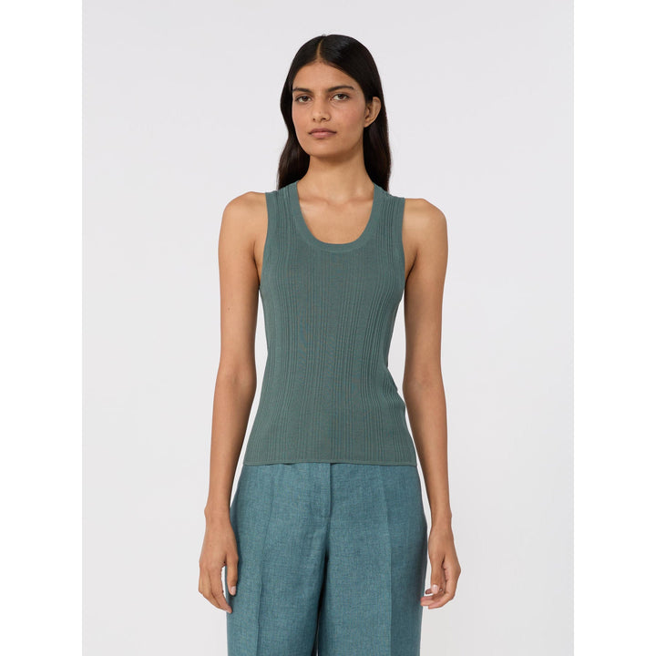 resolved:gid://shopify/Product/10416981180738