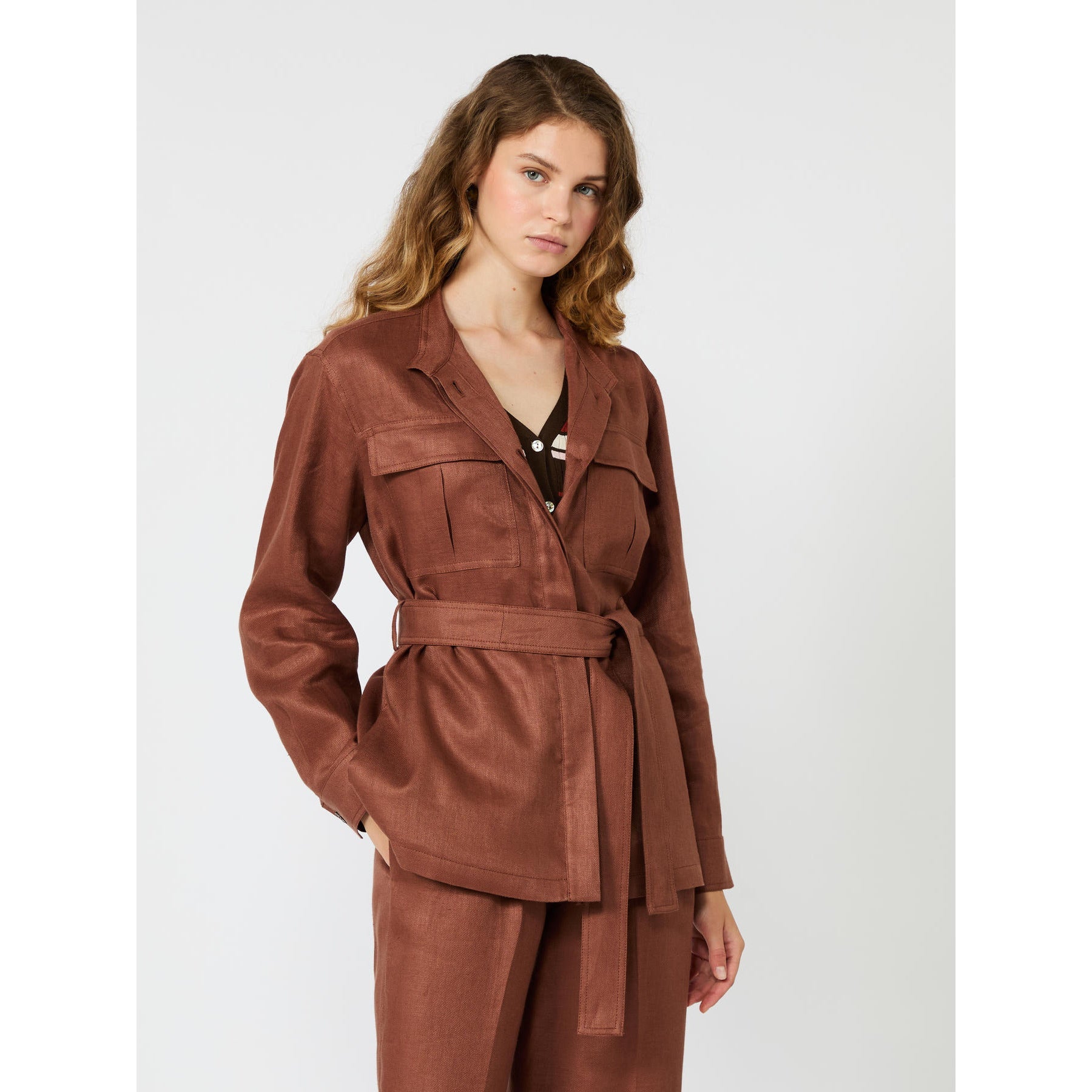 resolved:gid://shopify/Product/10416975446338