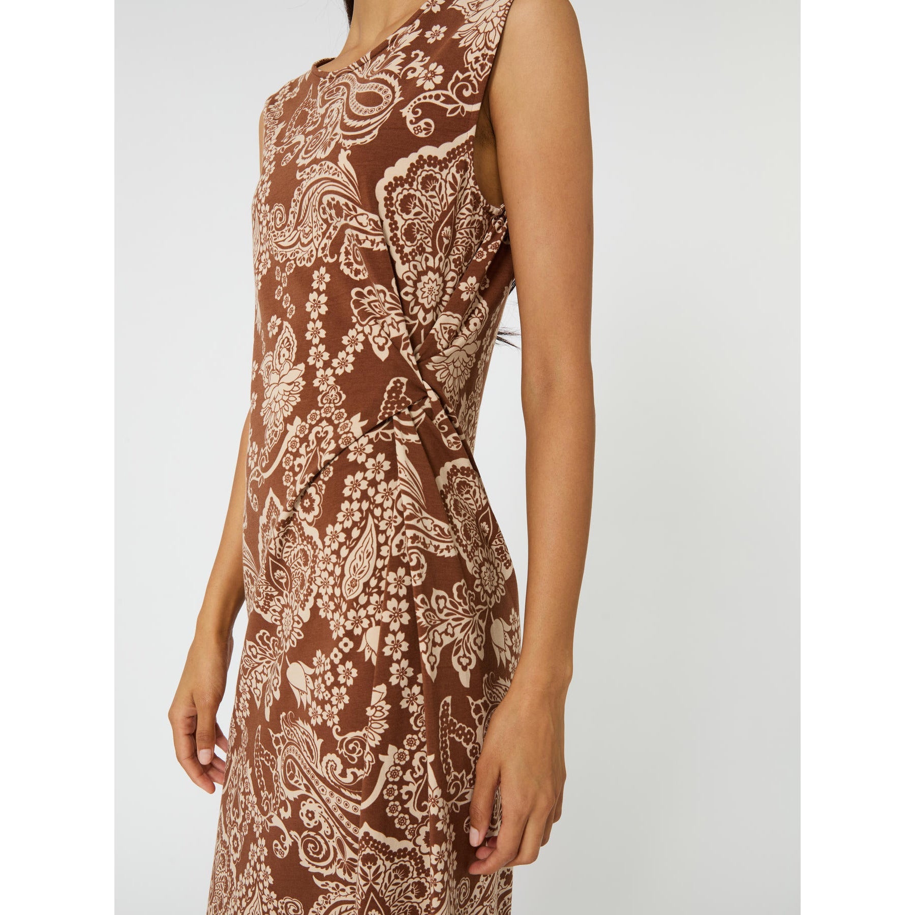 resolved:gid://shopify/Product/10416982491458