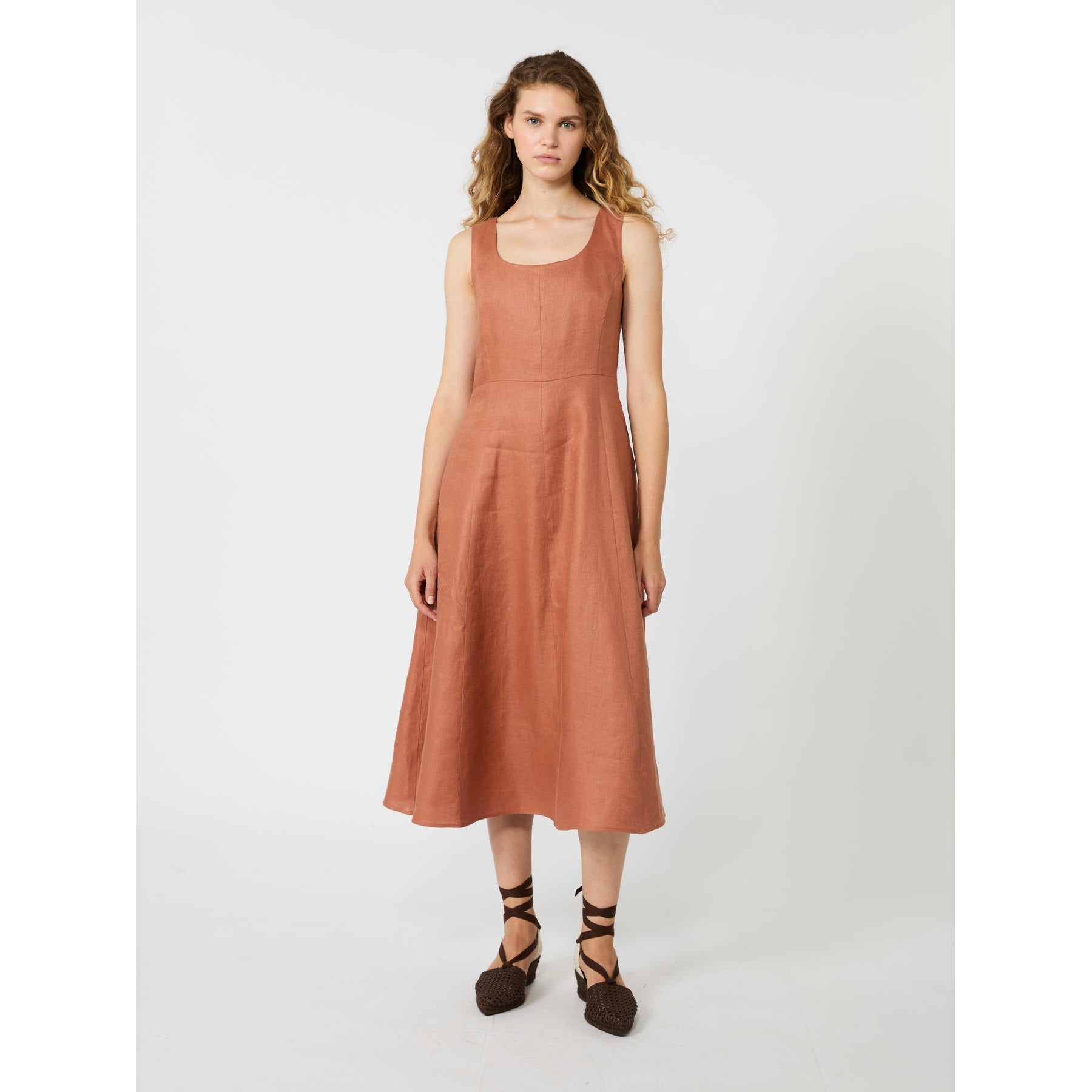 resolved:gid://shopify/Product/10416979870018