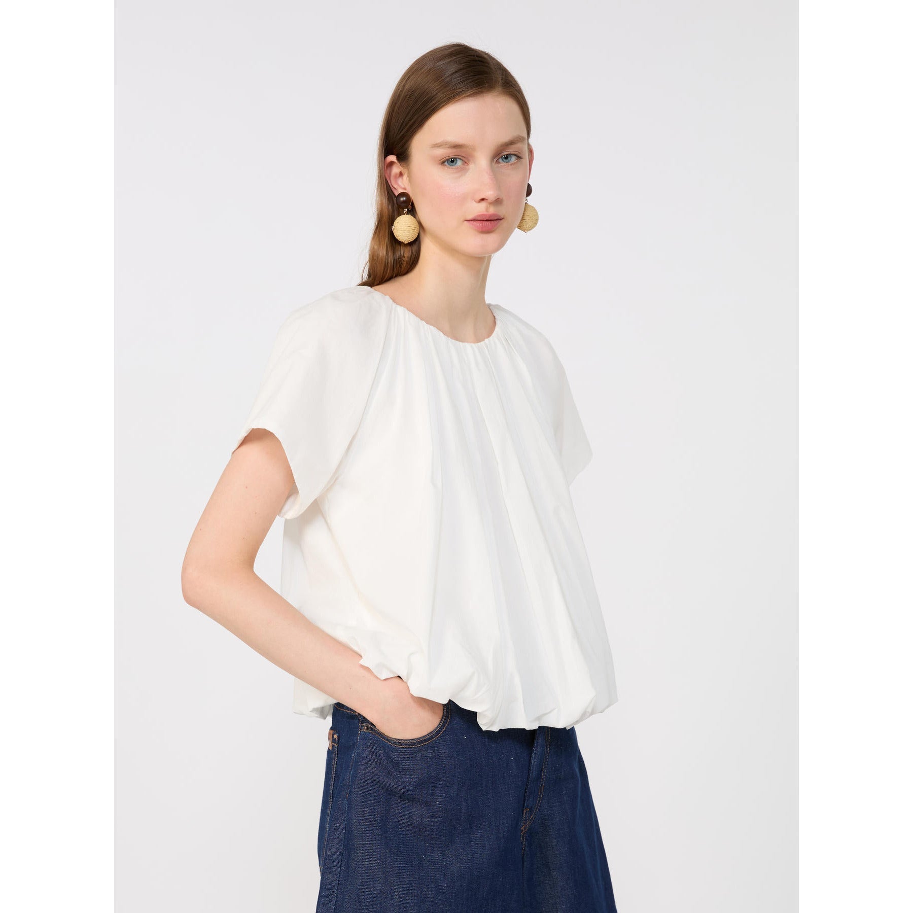 resolved:gid://shopify/Product/10416979214658