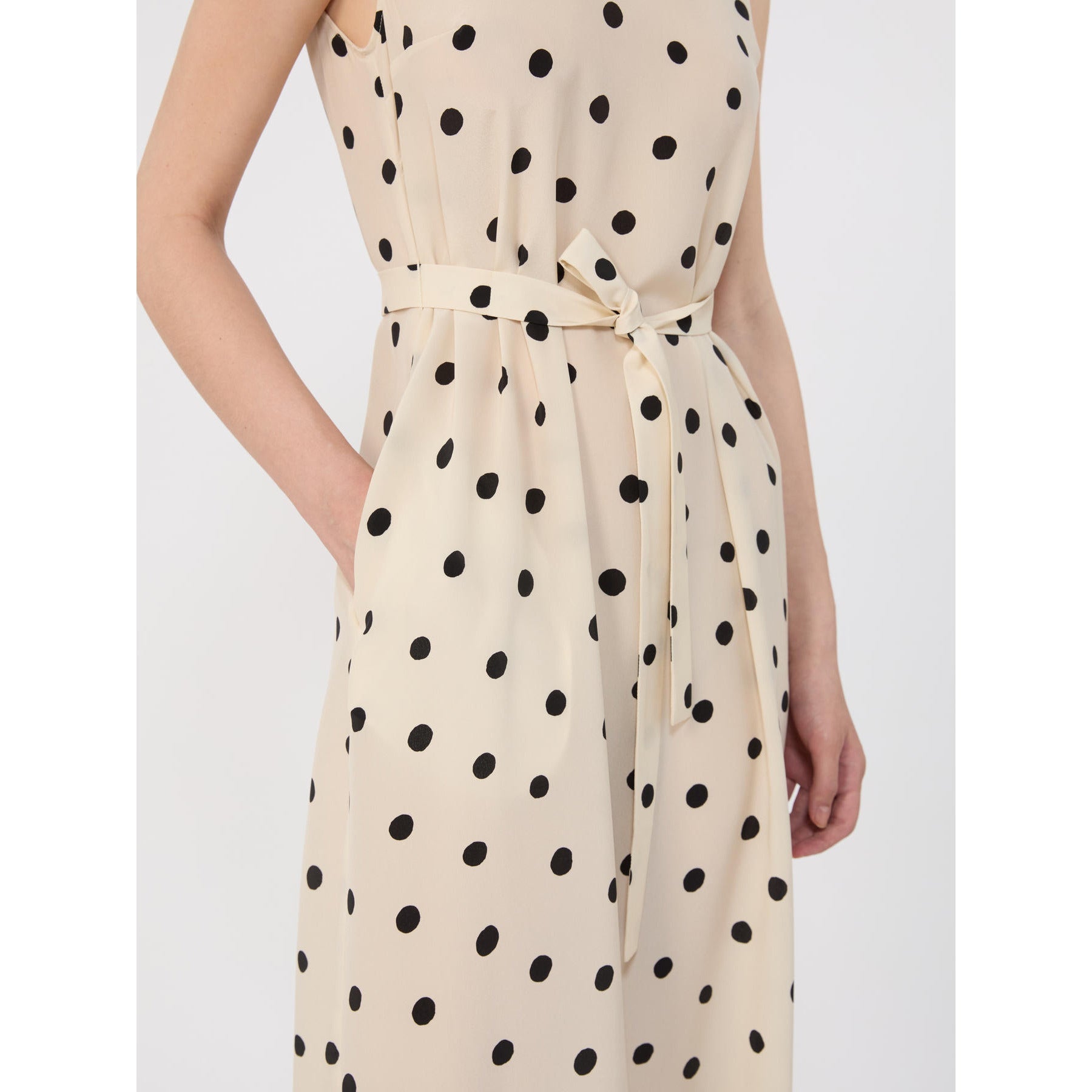 resolved:gid://shopify/Product/10416980099394