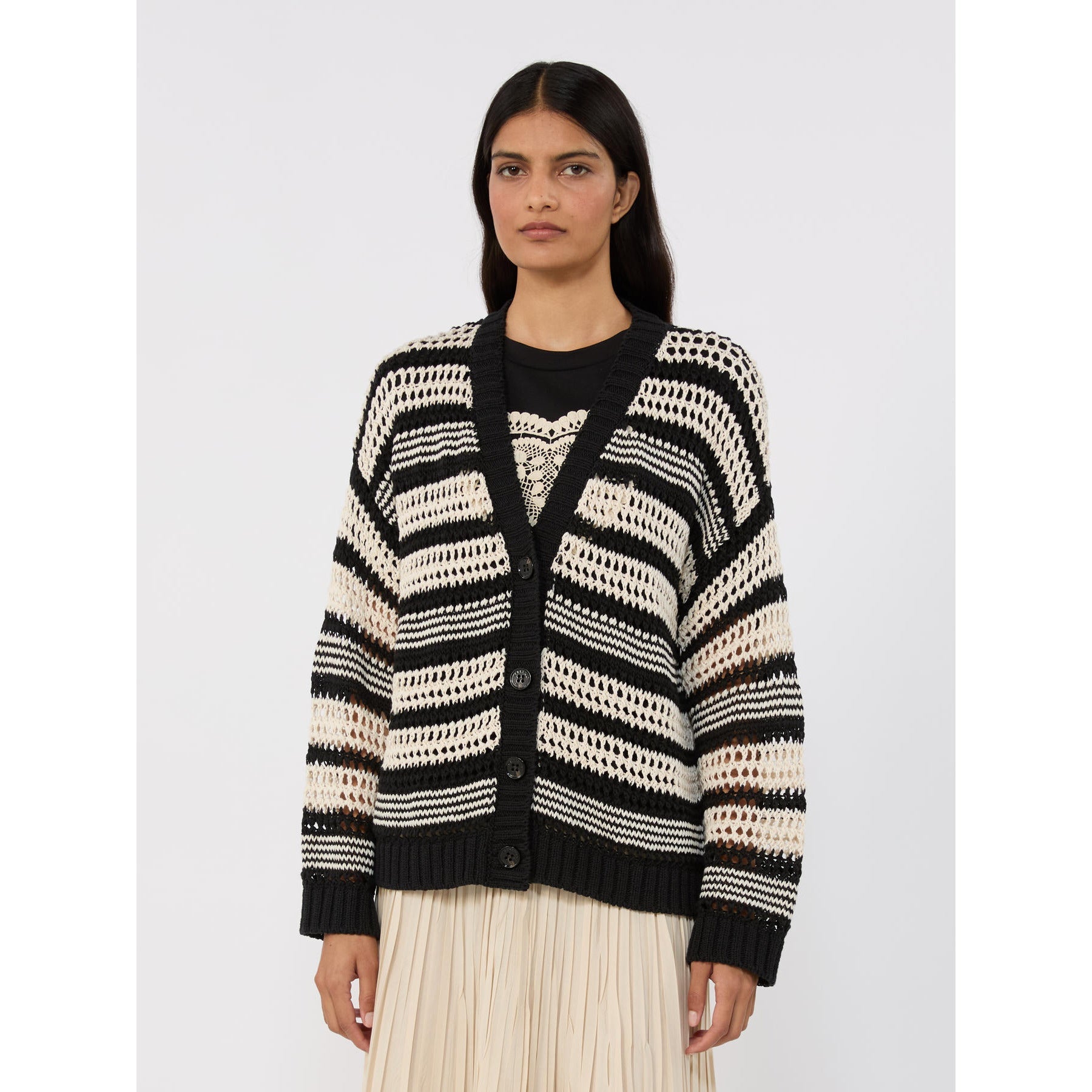 resolved:gid://shopify/Product/10416981016898