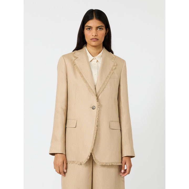 resolved:gid://shopify/Product/10416975380802