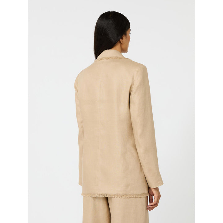 resolved:gid://shopify/Product/10416975380802