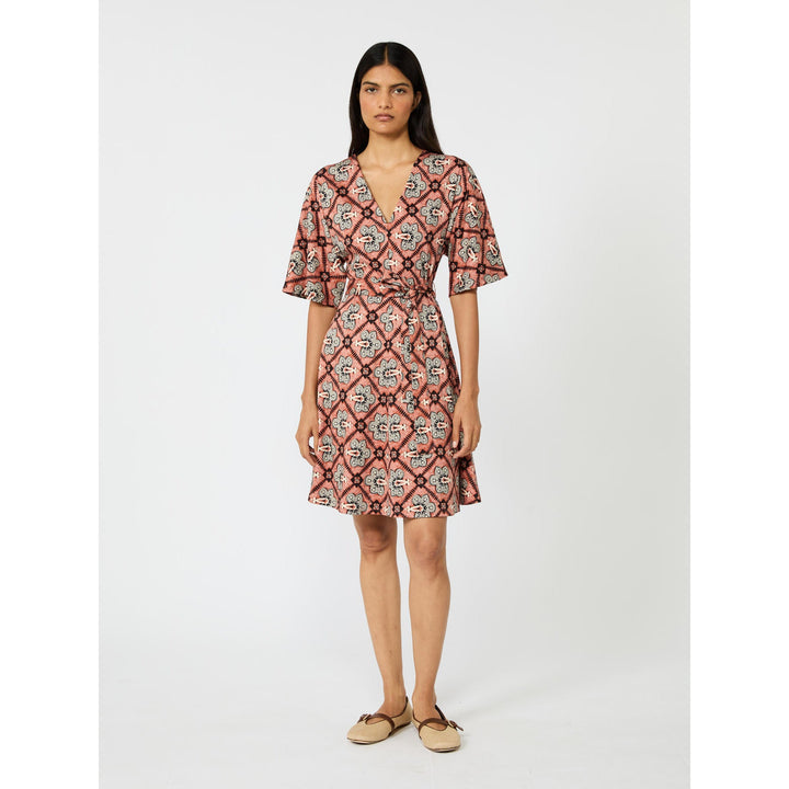 resolved:gid://shopify/Product/10416982425922